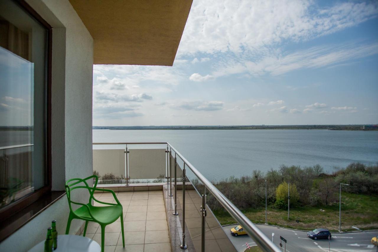 Bella Vista Summerland Mamaia Ngoại thất bức ảnh