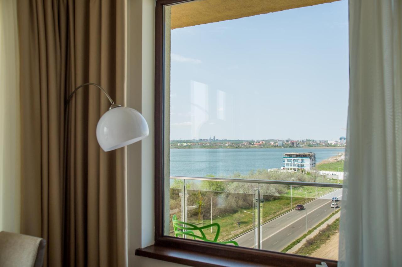 Bella Vista Summerland Mamaia Ngoại thất bức ảnh