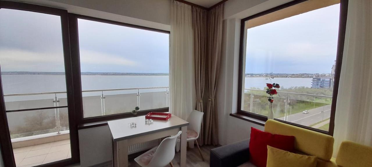 Bella Vista Summerland Mamaia Ngoại thất bức ảnh