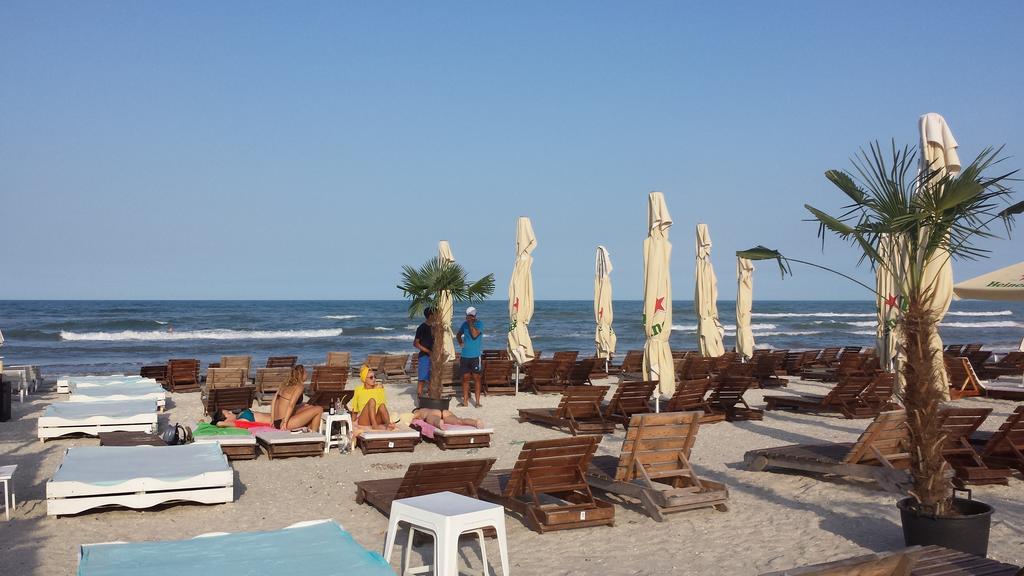 Bella Vista Summerland Mamaia Ngoại thất bức ảnh